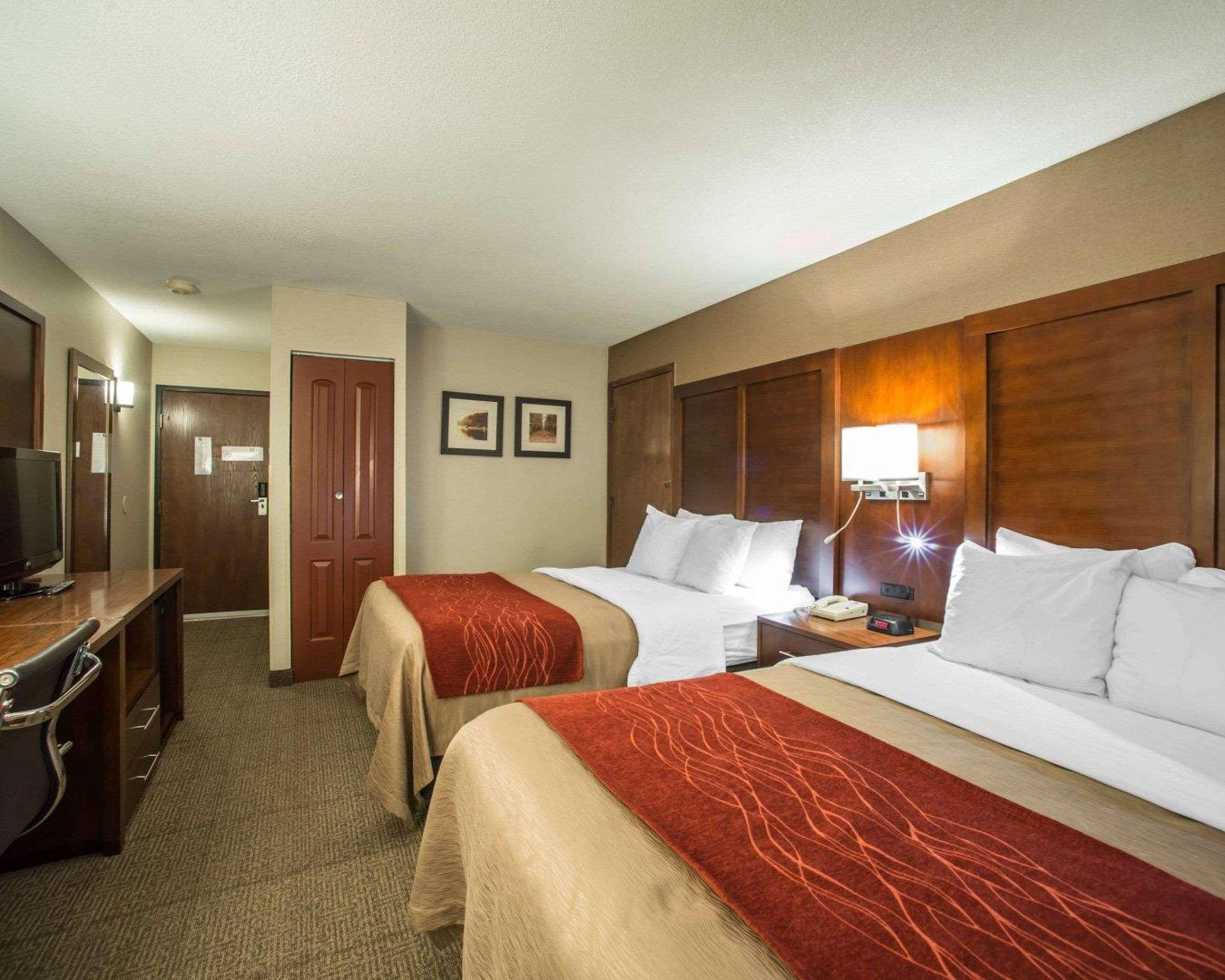 Quality Inn & Suites Boonville - Columbia Exterior foto